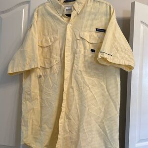 Men’s size XL Columbia SupervBonehead style shirt